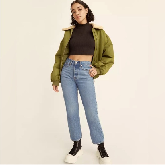 Levi's Denim - Levi's® Women's High-Rise Wedgie Straight
Cropped Jeans 31